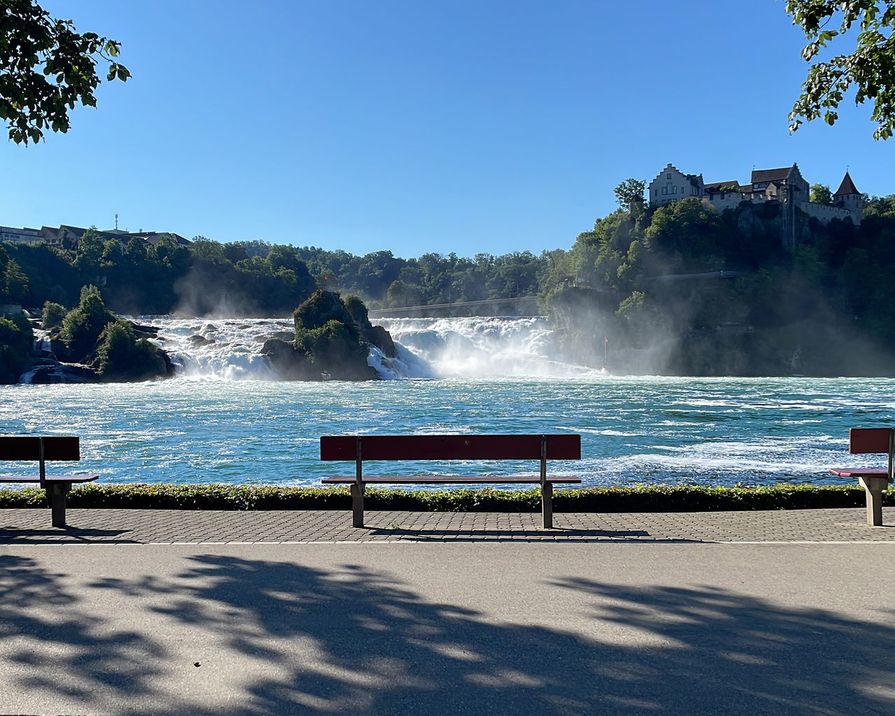 Rheinquelle zum Rheinfall